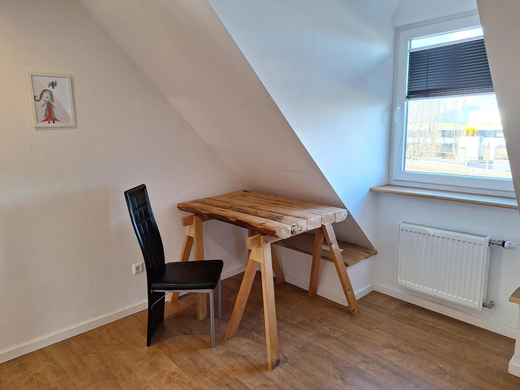 Bielefeld Zentral Komplette Fewo, 4 Schlafbereiche Bis Zu 8 Personen Luaran gambar