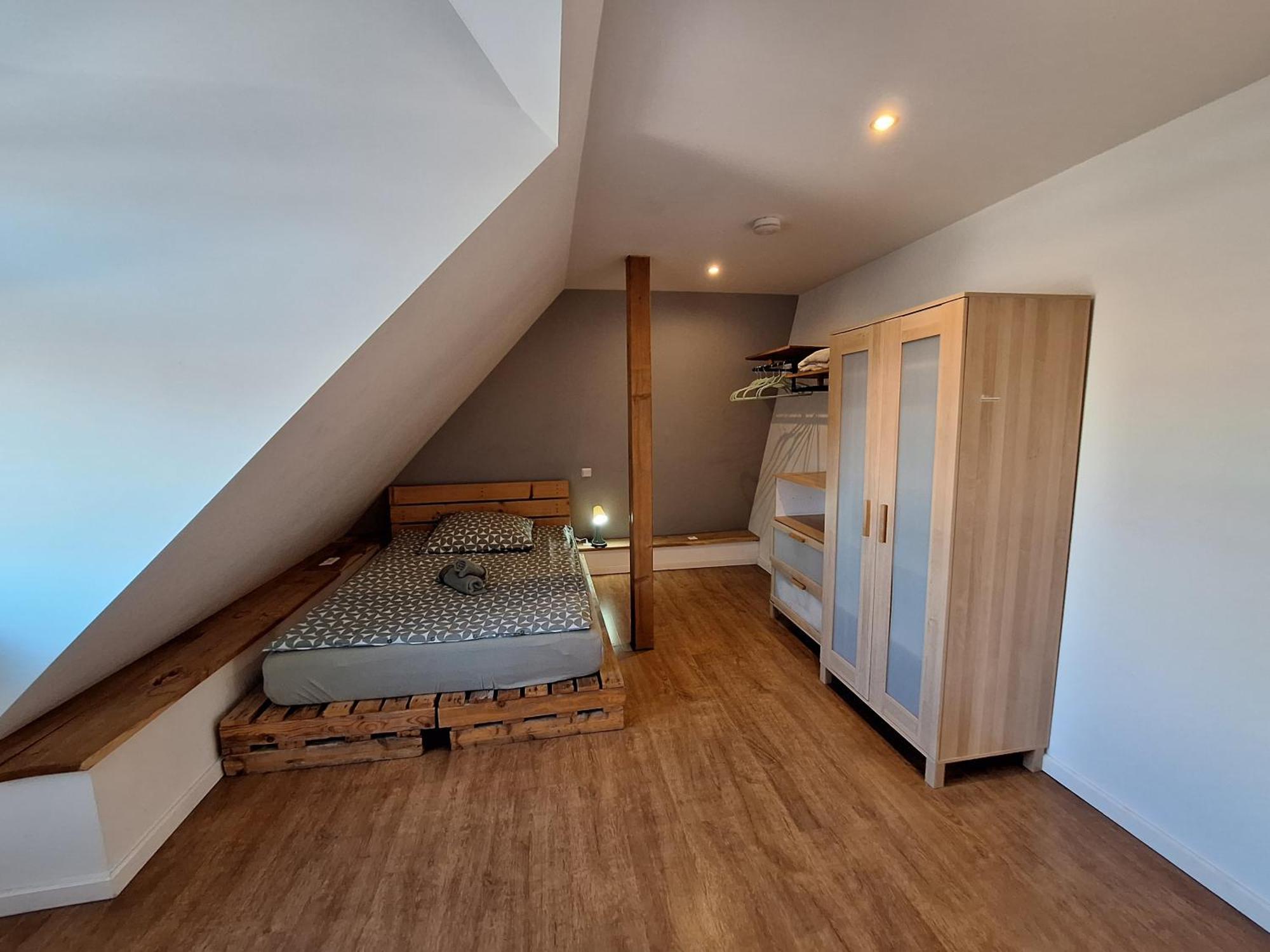Bielefeld Zentral Komplette Fewo, 4 Schlafbereiche Bis Zu 8 Personen Luaran gambar